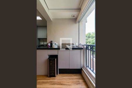 Apartamento à venda com 2 quartos, 77m² em Vila Suzana, São Paulo