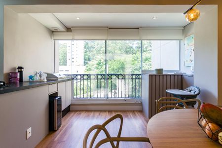 Apartamento à venda com 2 quartos, 77m² em Vila Suzana, São Paulo