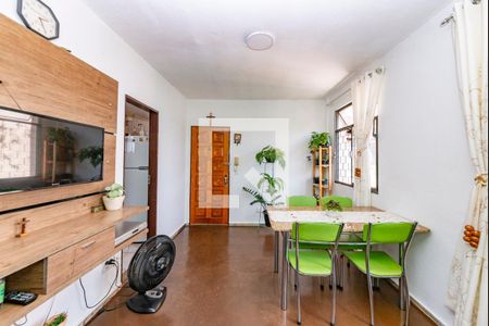 Sala de apartamento à venda com 2 quartos, 65m² em Conjunto Califórnia Ii, Belo Horizonte