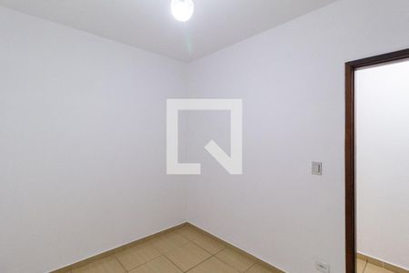 Quarto 2 de casa para alugar com 4 quartos, 152m² em Km 18, Osasco