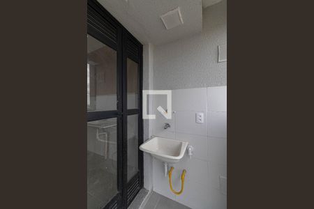 Varanda e Área de Serviço de apartamento para alugar com 2 quartos, 42m² em Cidade Antônio Estêvão de Carvalho, São Paulo