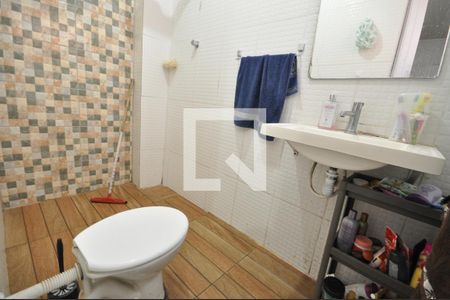 Banheiro do Quarto Suíte de casa para alugar com 3 quartos, 260m² em Vila Mazzei, São Paulo