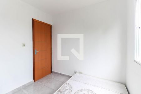 Quarto 2 de apartamento para alugar com 2 quartos, 48m² em Vila Regina, São Paulo