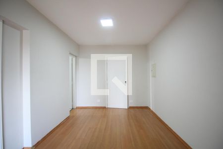 Sala de apartamento para alugar com 2 quartos, 51m² em Vila Sonia, São Paulo