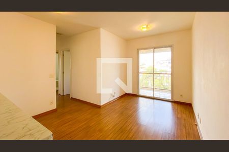 Sala de apartamento para alugar com 3 quartos, 67m² em Vila Butantã, São Paulo