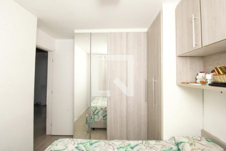 Quarto de apartamento à venda com 2 quartos, 46m² em Vila Homero Thon, Santo André
