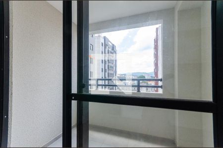 Sala- Sacada de apartamento para alugar com 2 quartos, 34m² em Moinho Velho, São Paulo