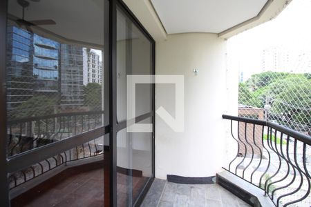 Varanda de apartamento para alugar com 3 quartos, 108m² em Itaim Bibi, São Paulo