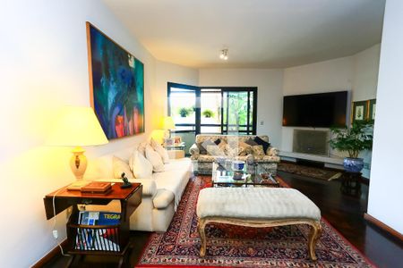 Sala  de apartamento para alugar com 3 quartos, 123m² em Real Parque, São Paulo