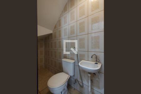 Lavabo de casa de condomínio para alugar com 3 quartos, 100m² em Anil, Rio de Janeiro