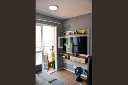 Detalhe - Sala e Sala de Jantar de apartamento para alugar com 2 quartos, 39m² em Vila Nina, São Paulo