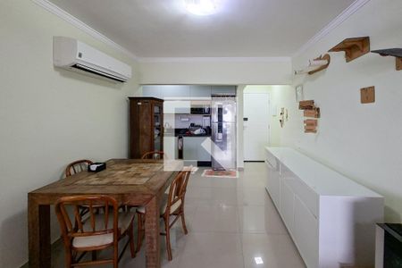 Sala de apartamento para alugar com 2 quartos, 76m² em Nova Mirim, Praia Grande
