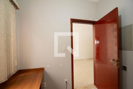 Escritório  de casa de condomínio para alugar com 3 quartos, 280m² em Jardim Ibiti do Paco, Sorocaba