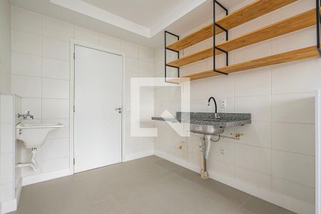 Sala/Cozinha de apartamento para alugar com 1 quarto, 28m² em Vila Romana, São Paulo