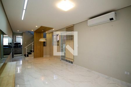 Sala de casa de condomínio para alugar com 3 quartos, 180m² em Jardim Nova Coimbra, Cotia