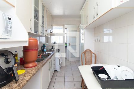 Cozinha de apartamento para alugar com 3 quartos, 96m² em Menino Deus, Porto Alegre