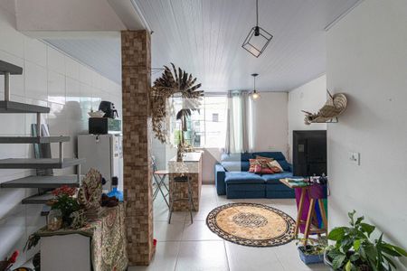 Sala e Cozinha de casa para alugar com 2 quartos, 50m² em Jardim Nordeste, São Paulo