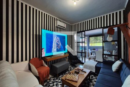Sala de TV de casa à venda com 2 quartos, 90m² em Jardim Guarani, Campinas