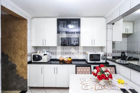 Cozinha de casa à venda com 2 quartos, 106m² em Jardim Sonia Inga, São Paulo