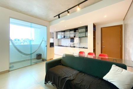 Sala de apartamento para alugar com 2 quartos, 133m² em Santo Antônio, Belo Horizonte
