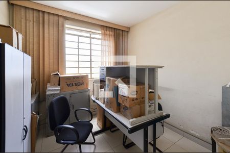 Quarto 2 de casa à venda com 4 quartos, 260m² em Santa Efigênia, Belo Horizonte