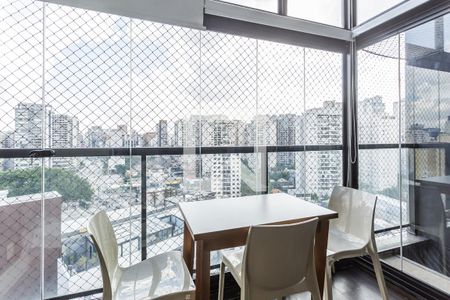 Sala de apartamento para alugar com 1 quarto, 49m² em Vila Olímpia, São Paulo