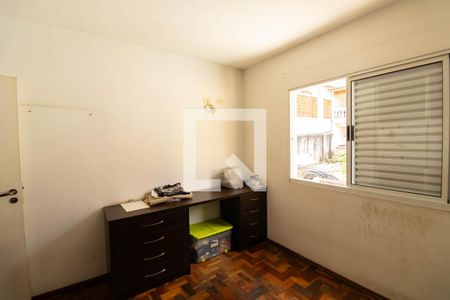 Casa à venda com 5 quartos, 200m² em Parque Peruche, São Paulo