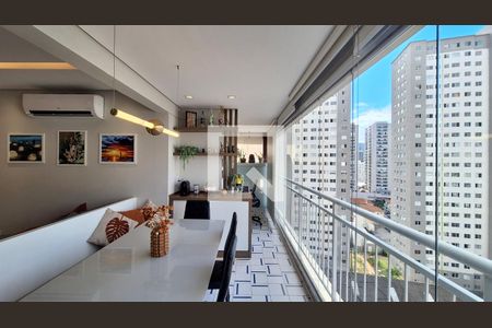 Varanda de apartamento à venda com 2 quartos, 83m² em Barra Funda, São Paulo