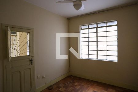 Sala 1 de casa à venda com 3 quartos, 400m² em Santa Efigênia, Belo Horizonte
