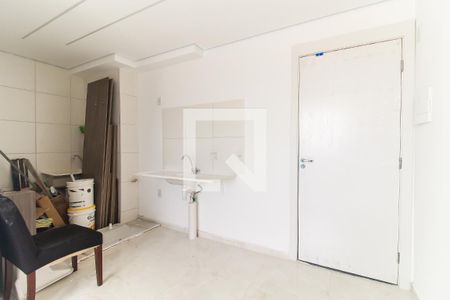 Sala/Cozinha de apartamento para alugar com 2 quartos, 35m² em Vila Norma, São Paulo