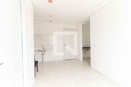 Sala/Cozinha de apartamento para alugar com 2 quartos, 35m² em Vila Norma, São Paulo