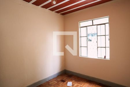 Quarto 1 de casa para alugar com 1 quarto, 245m² em Santa Efigênia, Belo Horizonte