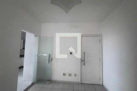 Sala de apartamento para alugar com 3 quartos, 122m² em Jardim Vinte E Cinco de Agosto, Duque de Caxias