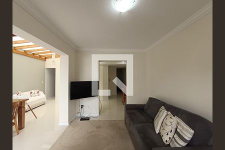 Casa à venda com 4 quartos, 160m² em Chácara Inglesa, São Paulo