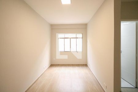 Sala de apartamento para alugar com 1 quarto, 65m² em Taboão, Diadema