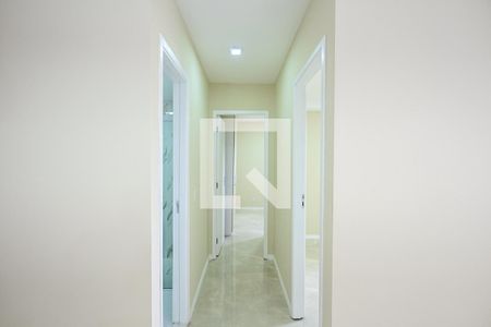Corredor de apartamento para alugar com 2 quartos, 47m² em Jardim Mitsutani, São Paulo