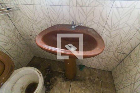 Banheiro de casa para alugar com 2 quartos, 60m² em Jardim Helena, São Paulo