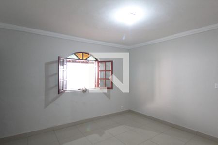 Suite de casa à venda com 3 quartos, 360m² em Santa Terezinha, Belo Horizonte