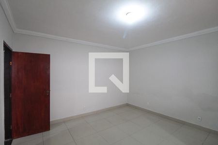 Suite de casa à venda com 3 quartos, 360m² em Santa Terezinha, Belo Horizonte