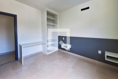 Quarto 1 de casa à venda com 7 quartos, 395m² em Camboinhas, Niterói