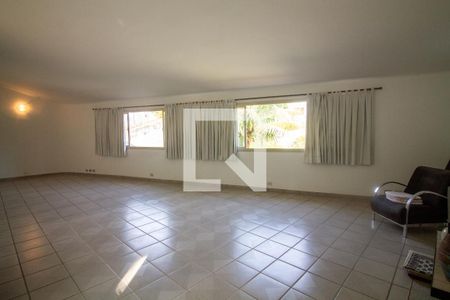 Sala de casa à venda com 3 quartos, 555m² em Jardim dos Estados, São Paulo