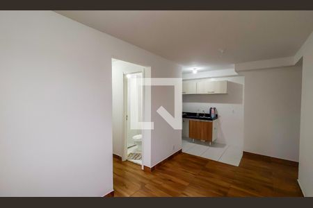 Apartamento para alugar com 2 quartos, 42m² em Vila Penteado, São Paulo