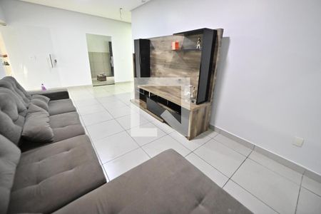 Casa para alugar com 3 quartos, 250m² em Jardim Novo Mundo, Goiânia