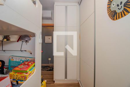 Quarto  de apartamento à venda com 2 quartos, 170m² em Passo D’areia, Porto Alegre