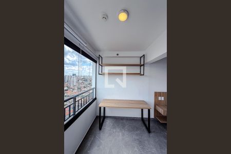 Varanda de kitnet/studio para alugar com 1 quarto, 32m² em Ipiranga, São Paulo