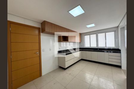 Cozinha de apartamento para alugar com 4 quartos, 190m² em Lídice, Uberlândia