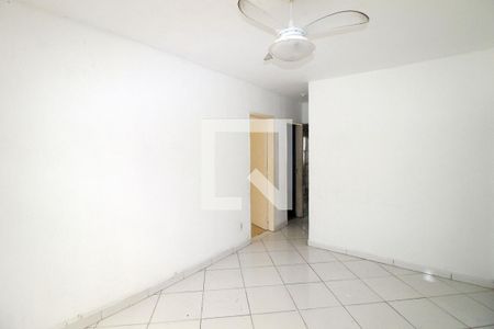 Sala de casa para alugar com 3 quartos, 120m² em Pavuna, Rio de Janeiro