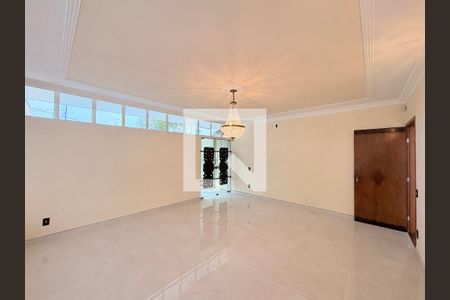Sala de Estar de casa à venda com 5 quartos, 400m² em Chácara Urbana, Jundiaí