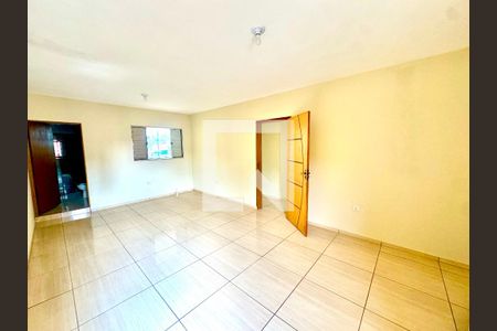 Casa para alugar com 4 quartos, 250m² em Jardim Presidente Dutra, Guarulhos