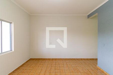 Sala de casa para alugar com 2 quartos, 150m² em São Rafael, São Paulo